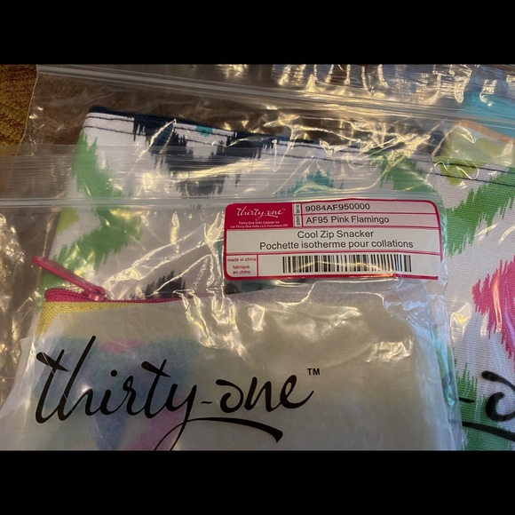 New Zipper Pouches & Pink Flamingo Cool Zip Snacker. - Picture 3 of 4